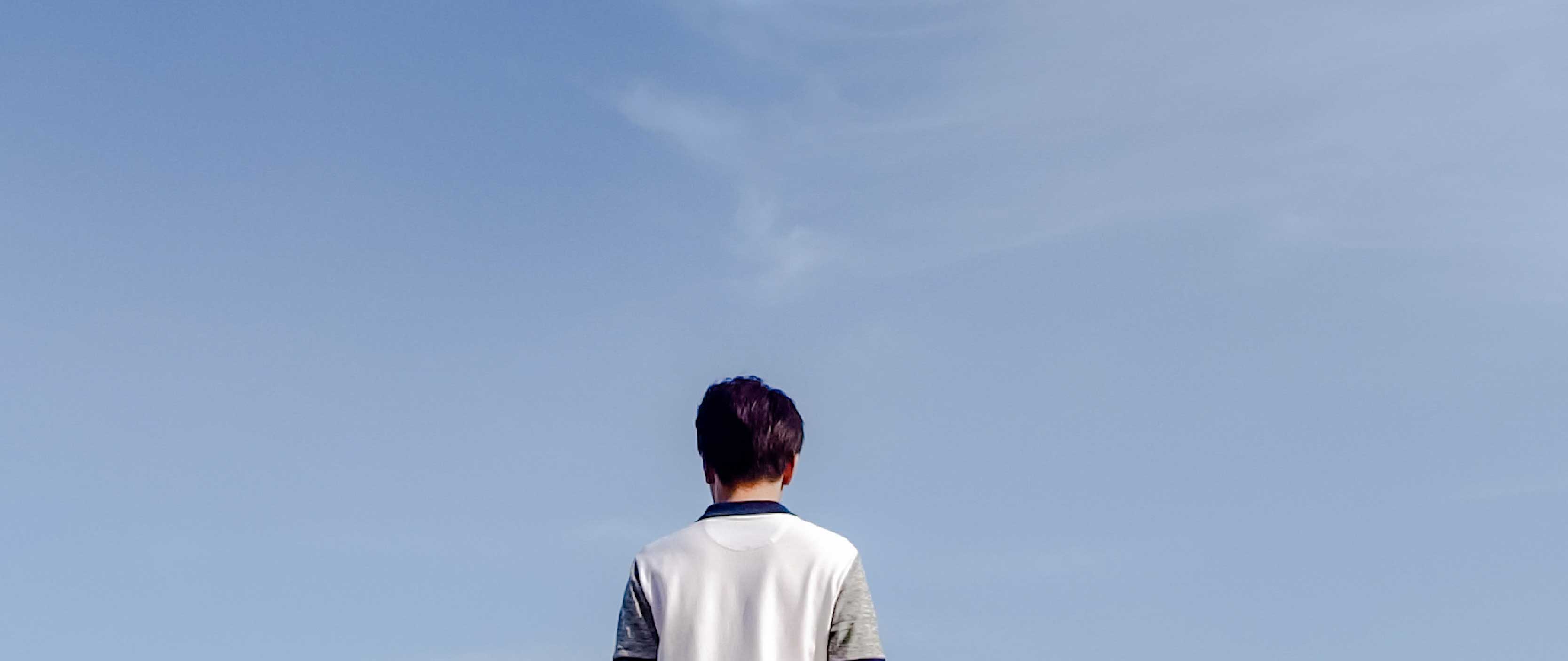 Interminati spazi e sovrumani silenzi