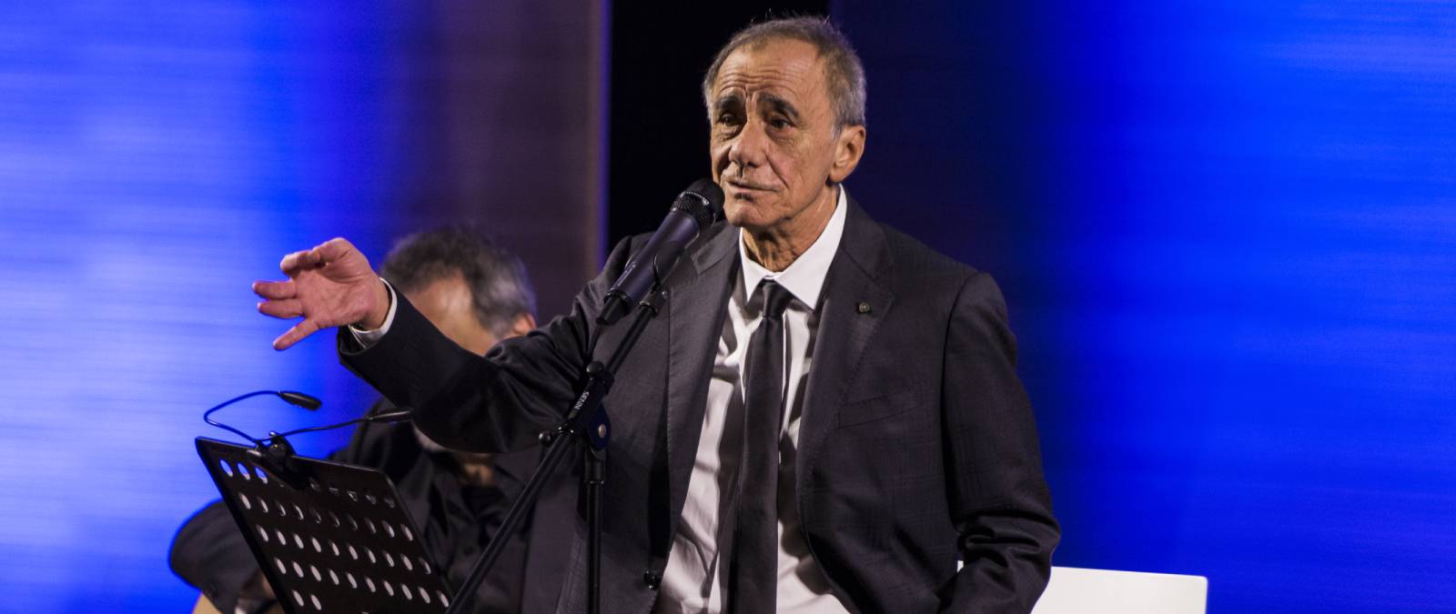 Un concerto di Roberto Vecchioni in IULM