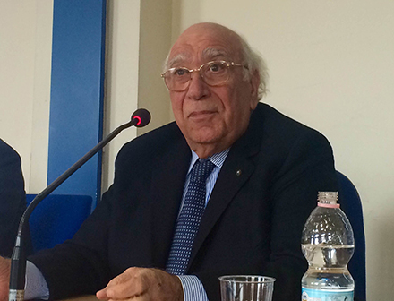 Giovanni Rana incontra gli studenti IULM Giovanni Rana incontra gli studenti IULM