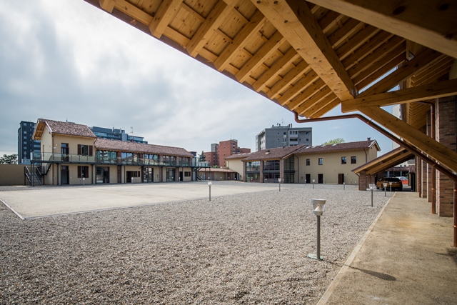 Cascina Moncucco (esterno) Cascina Moncucco (esterno)