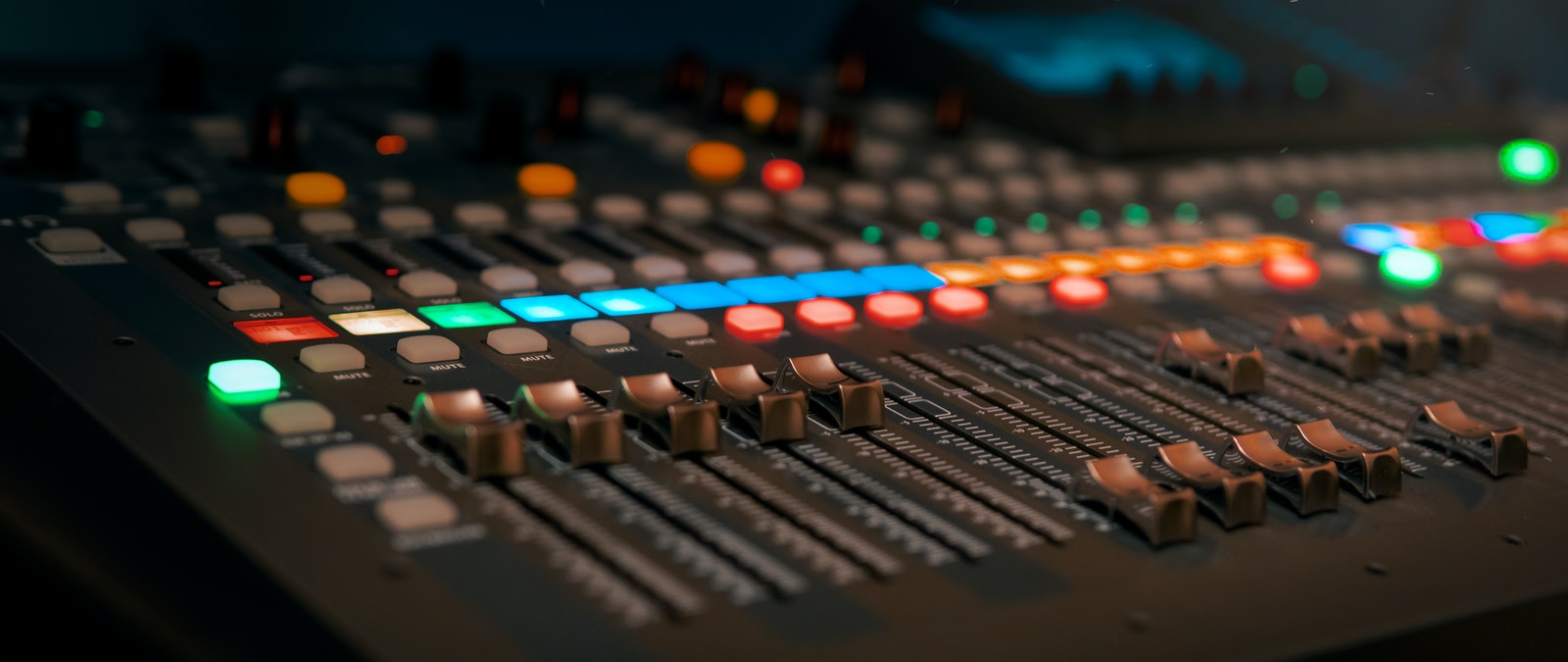 La radio non è un medium per vecchi